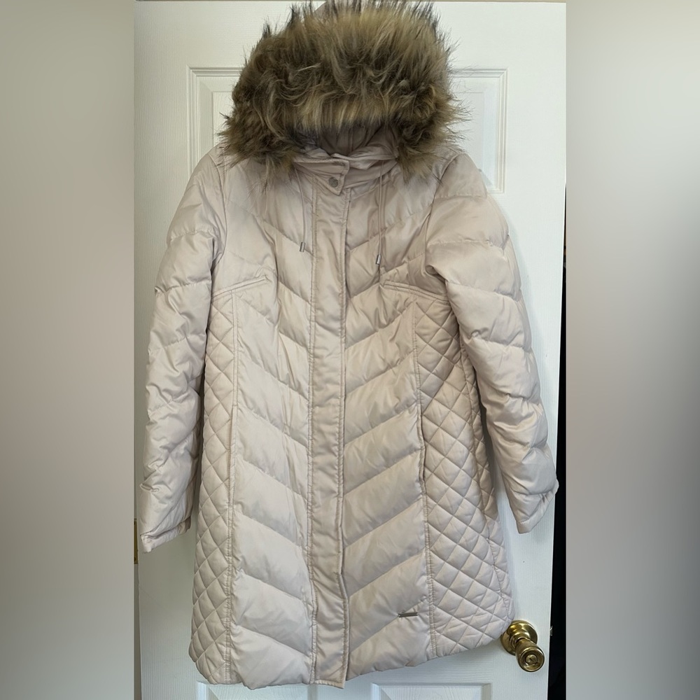 Women’s Mid-Length Puffer Coat w/ Faux Fur Hood